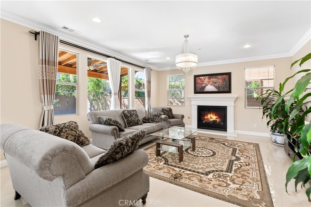 2776 E Rose Petal Way