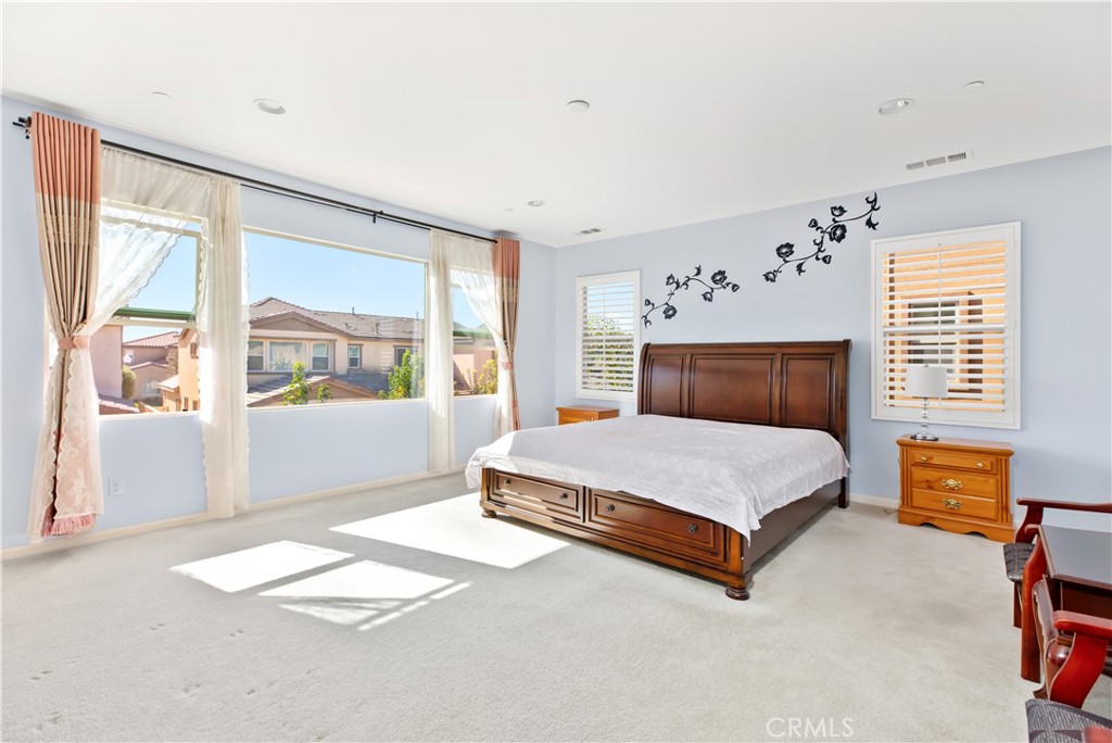 2776 E Rose Petal Way