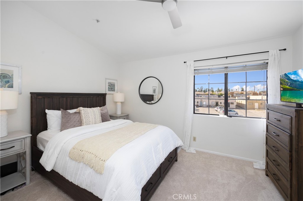 653 Fairview Avenue 5