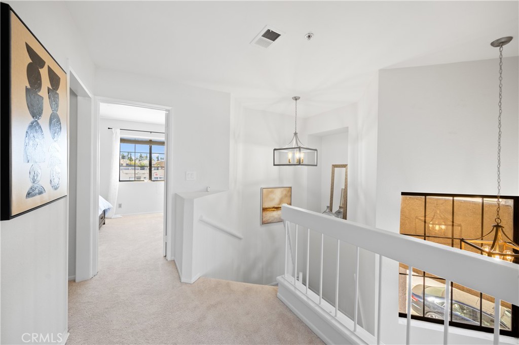 653 Fairview Avenue 5