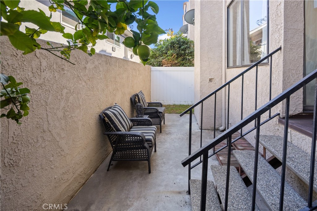 653 Fairview Avenue 5