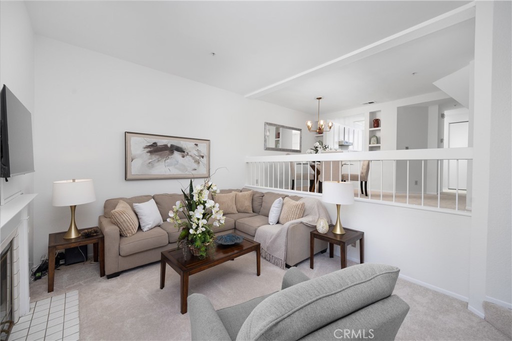 653 Fairview Avenue 5