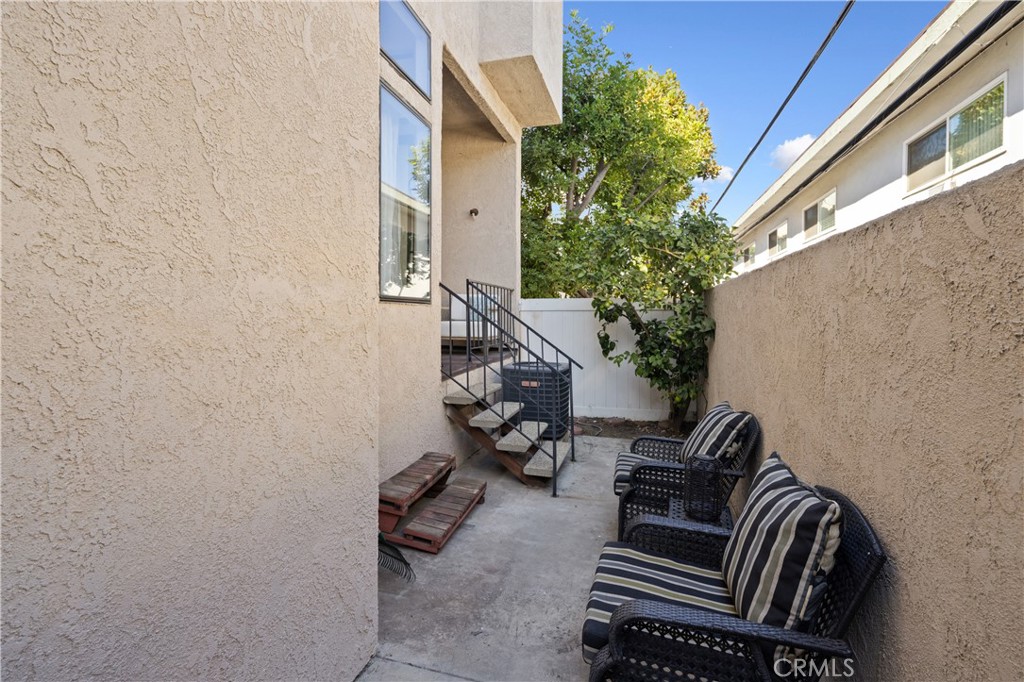 653 Fairview Avenue 5