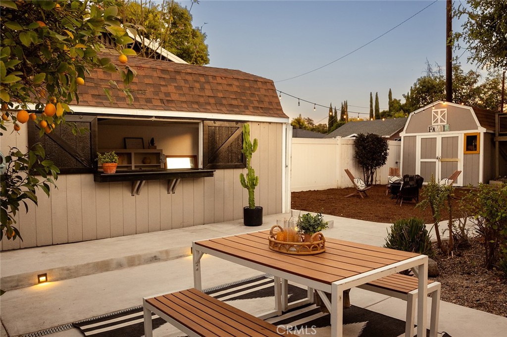 130 Violet Avenue