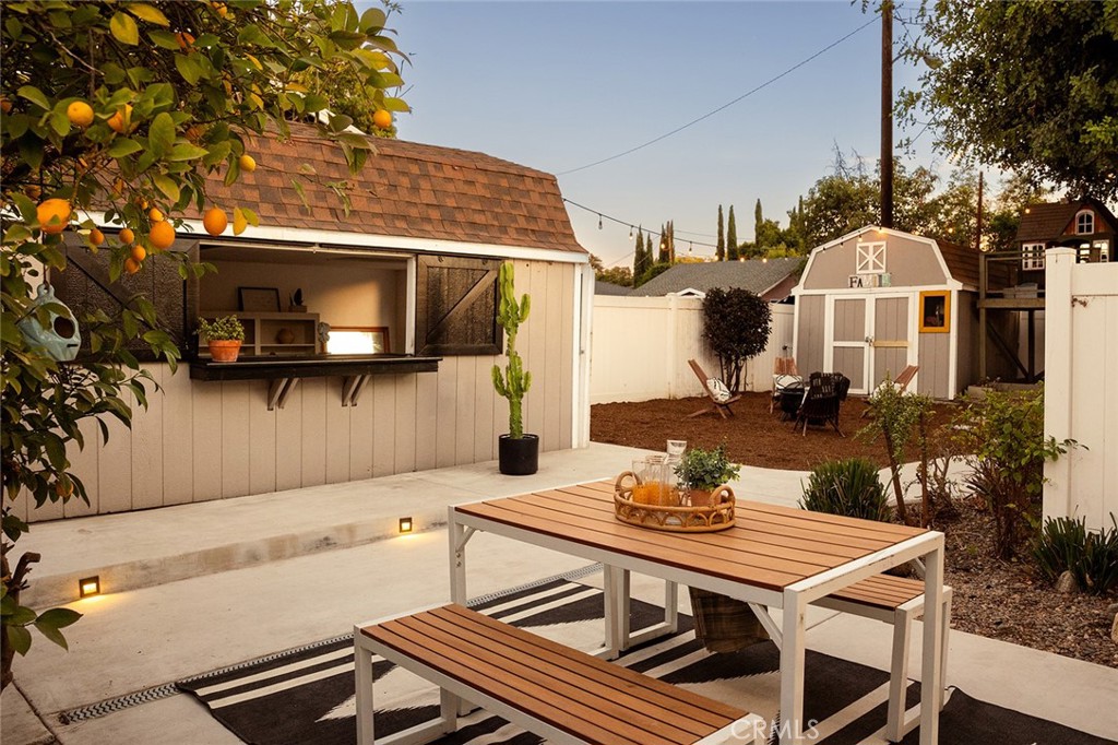 130 Violet Avenue