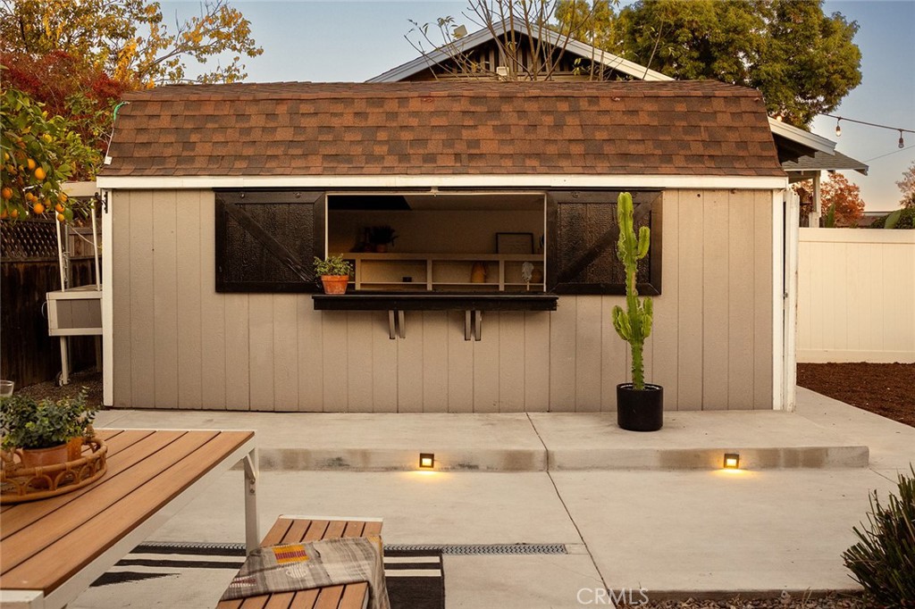 130 Violet Avenue