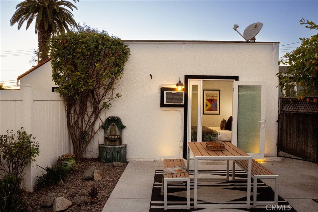 130 Violet Avenue