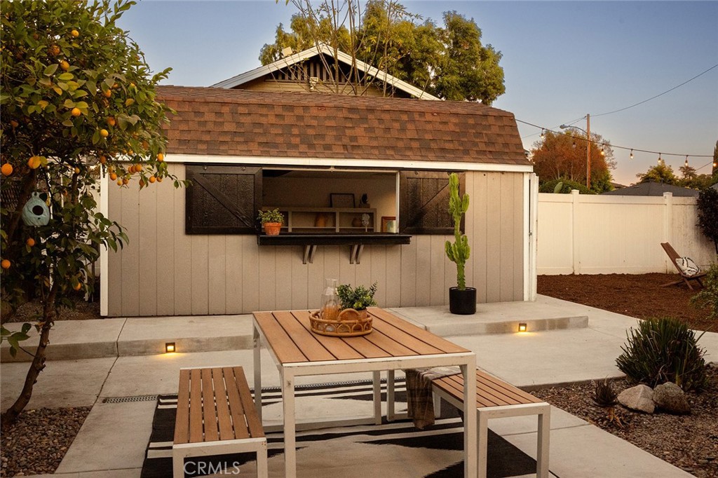 130 Violet Avenue