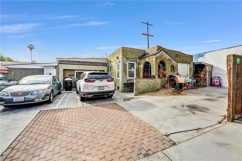 3559 Pueblo Avenue 4