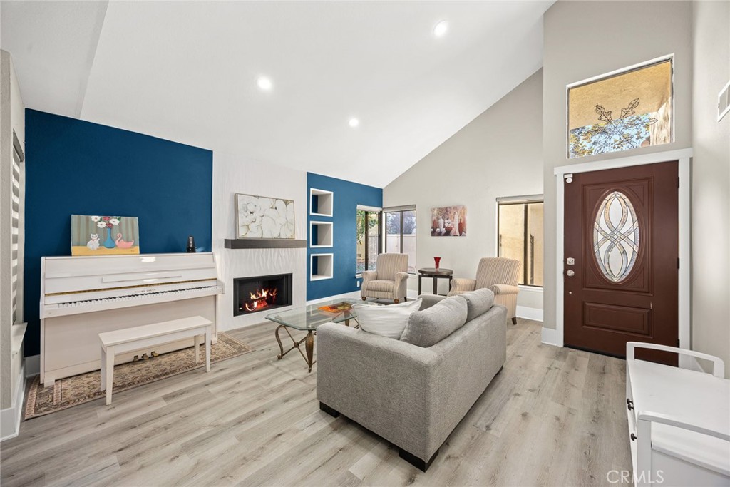 26 Oak Cliff Drive