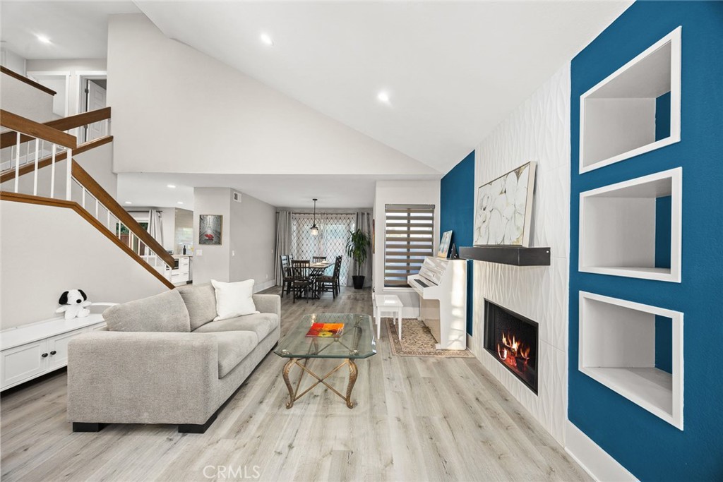 26 Oak Cliff Drive