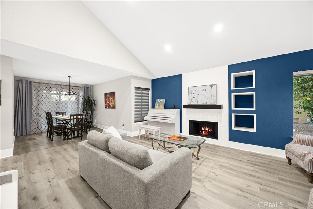 26 Oak Cliff Drive