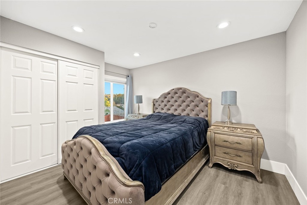 26 Oak Cliff Drive