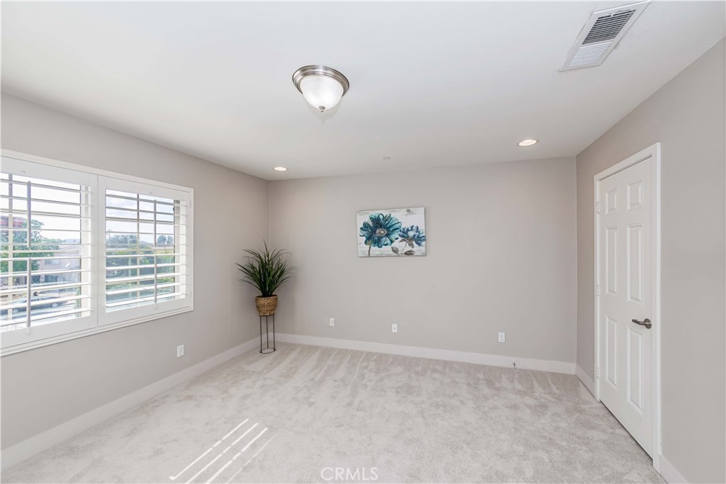 607 N Walnut Street A