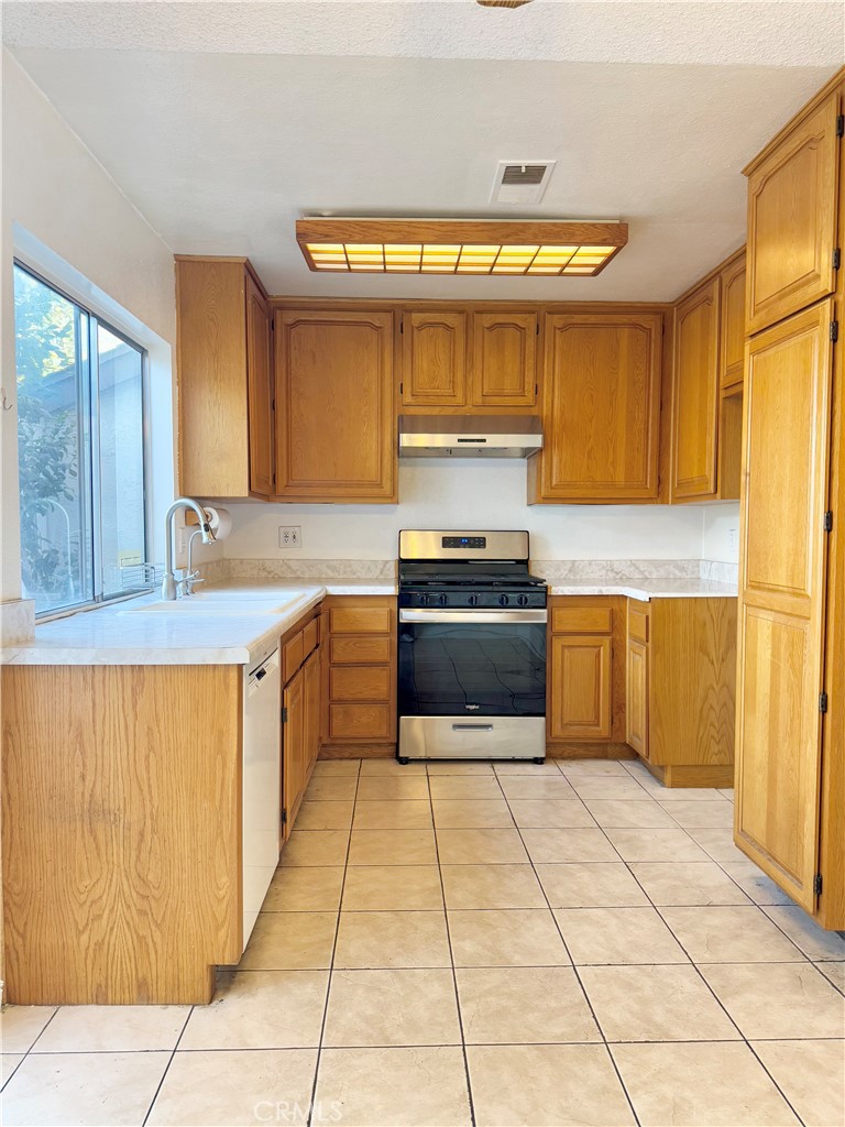2369 Canyon Park Drive