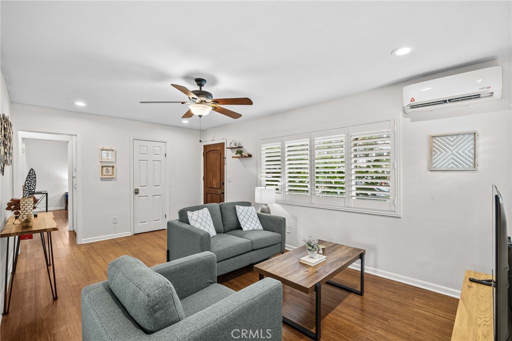 452 E Rio Grande Street