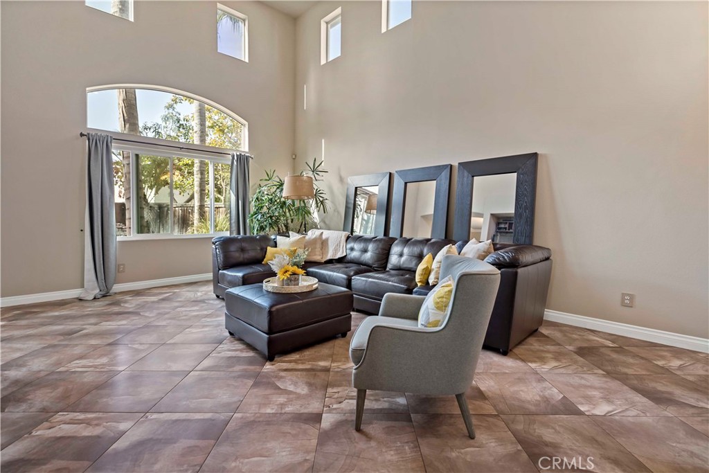 14816 Calle Rayo Lunar