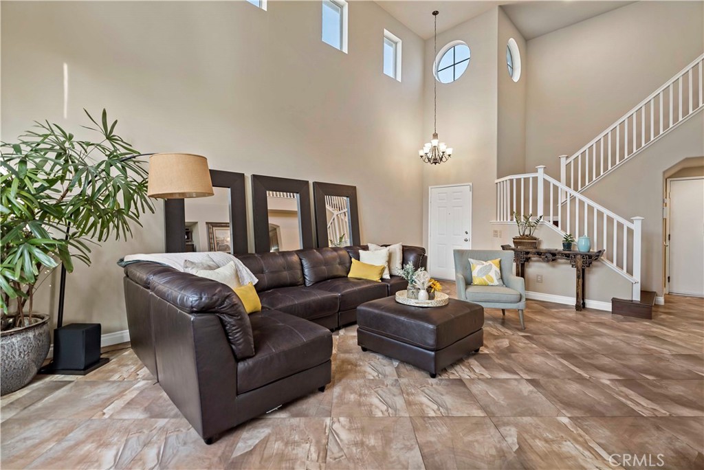 14816 Calle Rayo Lunar