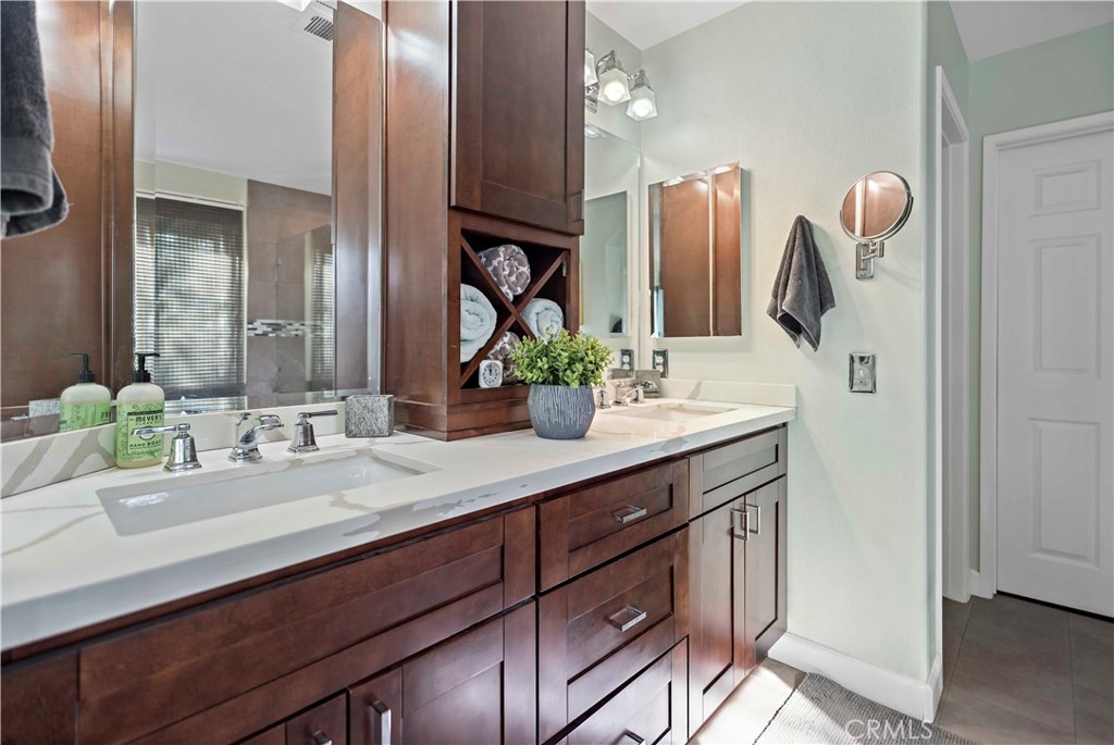 14816 Calle Rayo Lunar