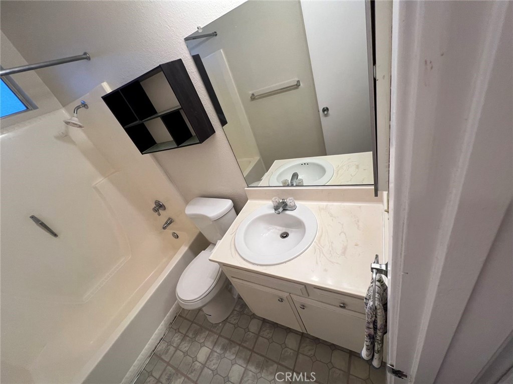 2372 San Pedro Avenue