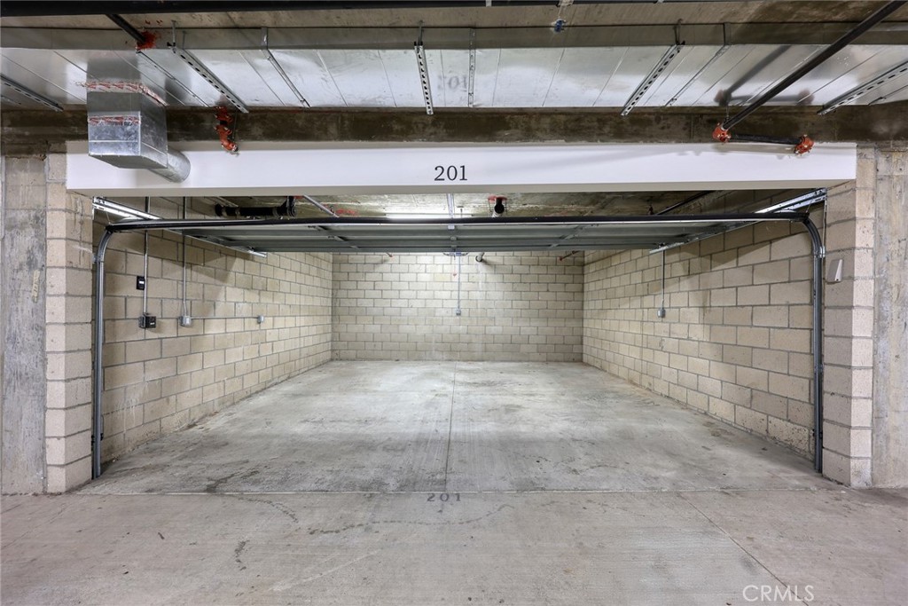 168 S Sierra Madre Boulevard 201
