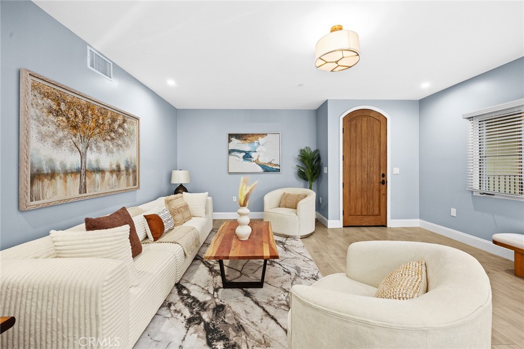 168 S Sierra Madre Boulevard 201