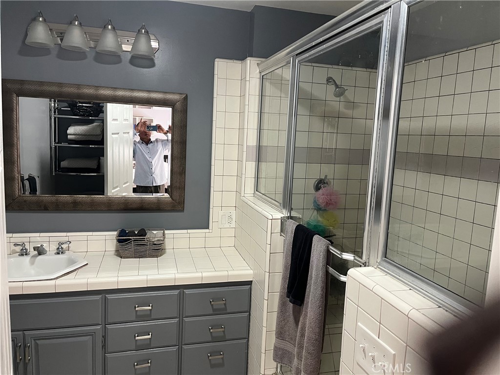 1316 W Hellman Avenue