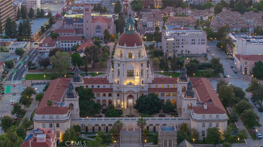 39 S Los Robles Avenue 5006