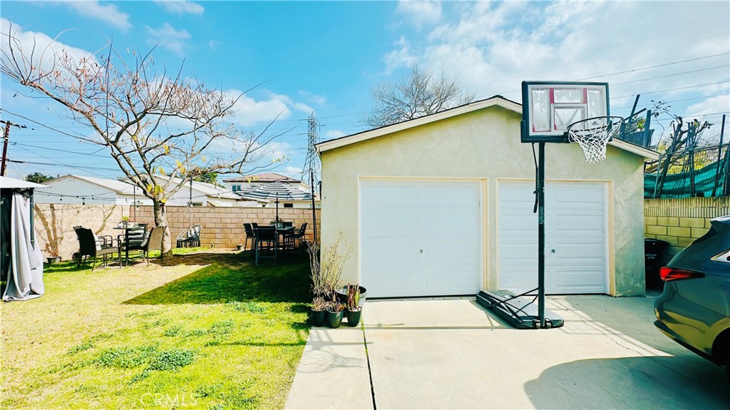 3220 Delta Avenue