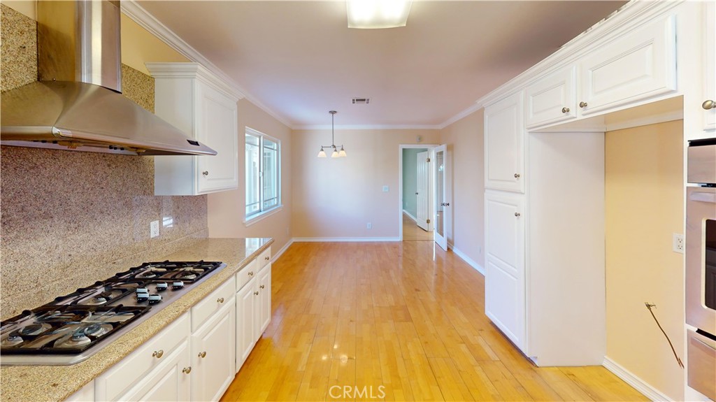 1557 Casa Grande Street