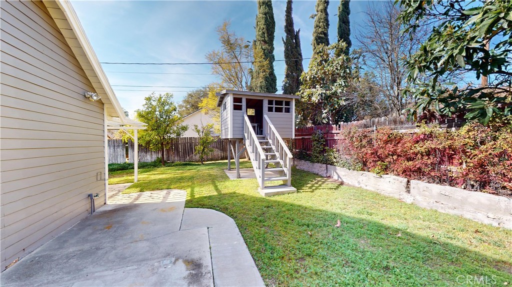 1557 Casa Grande Street