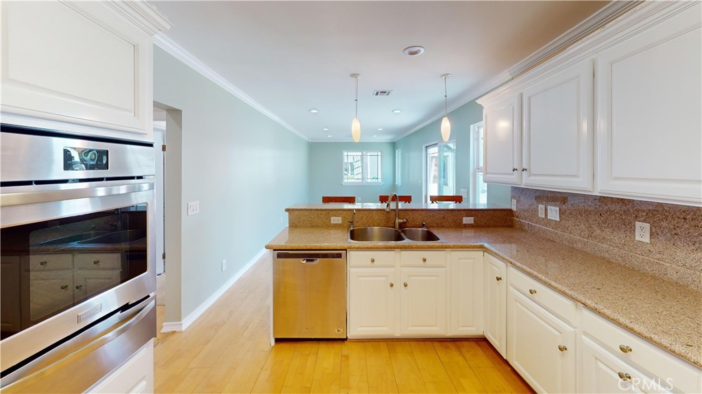 1557 Casa Grande Street