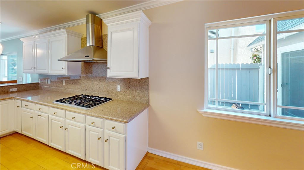 1557 Casa Grande Street