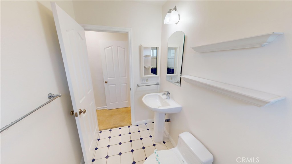 1557 Casa Grande Street