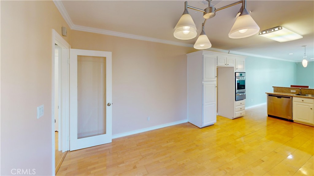 1557 Casa Grande Street