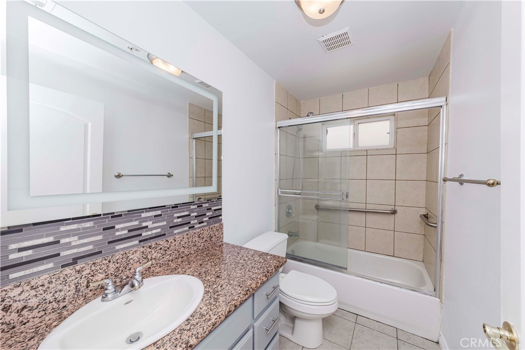 826 N Monterey Street D