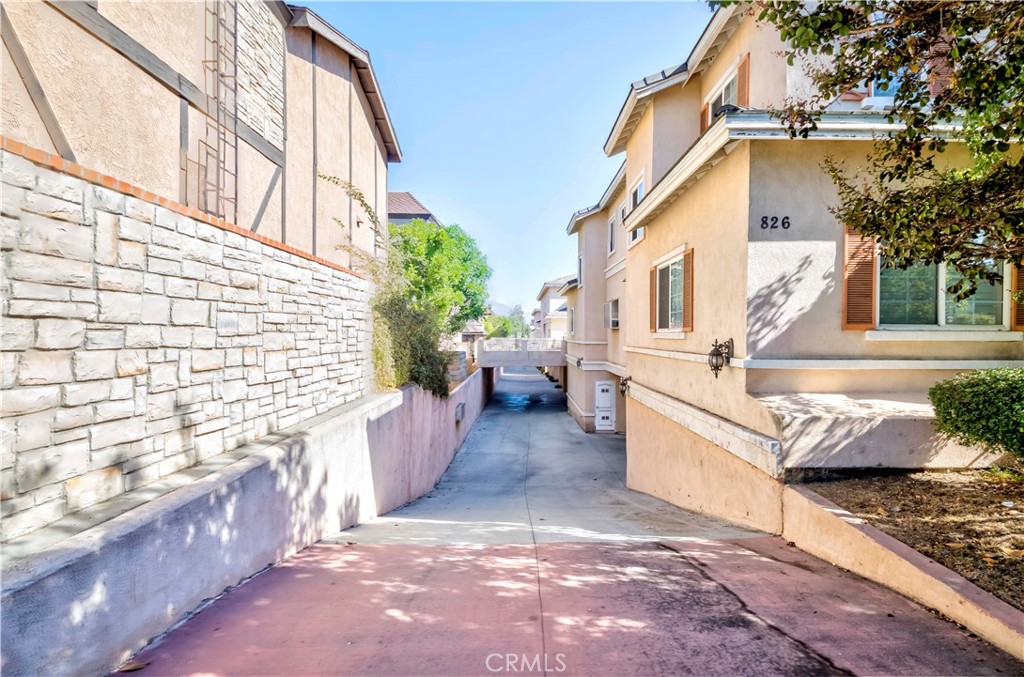 826 N Monterey Street D