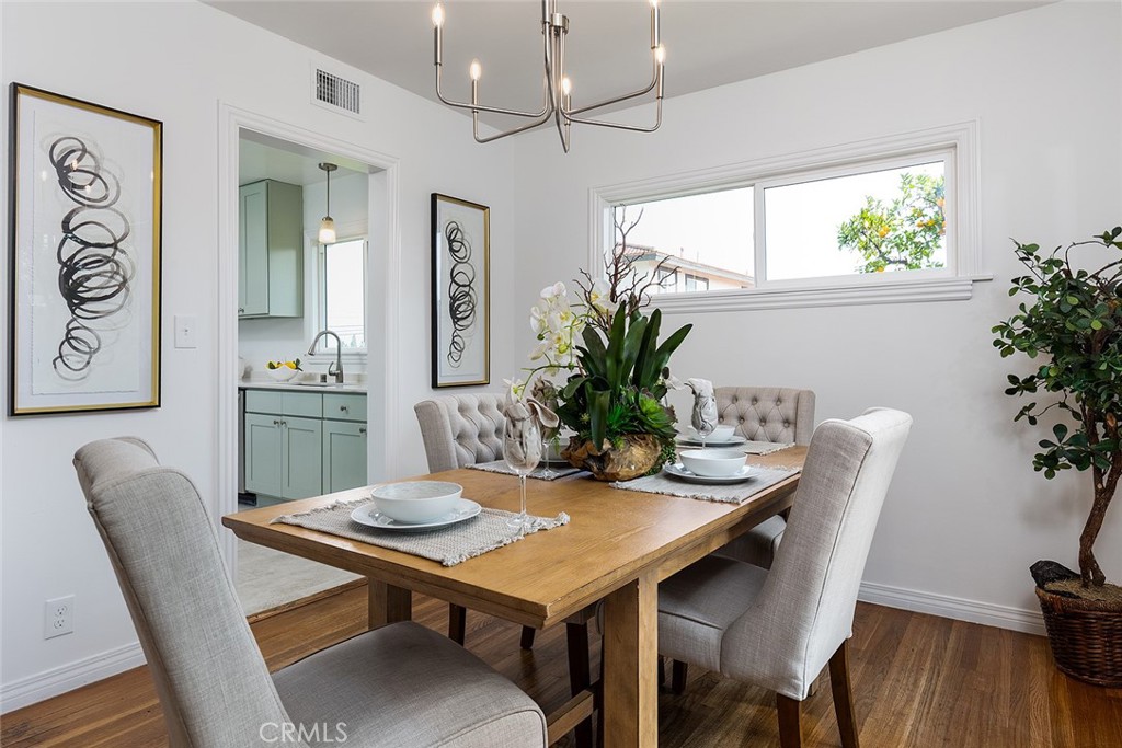 14936 Los Robles Avenue