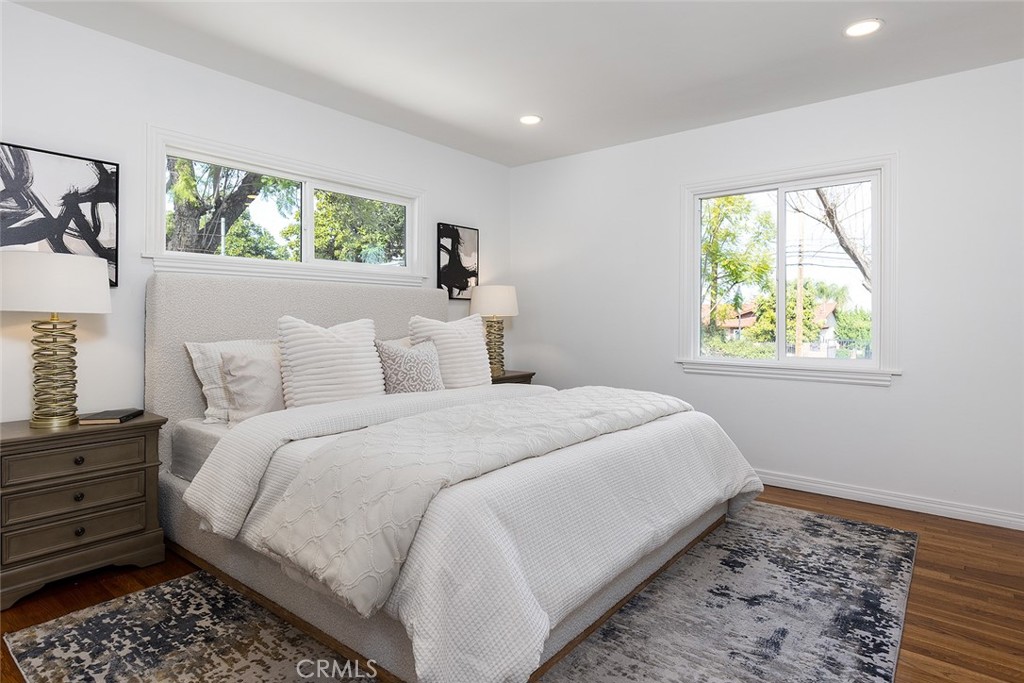 14936 Los Robles Avenue