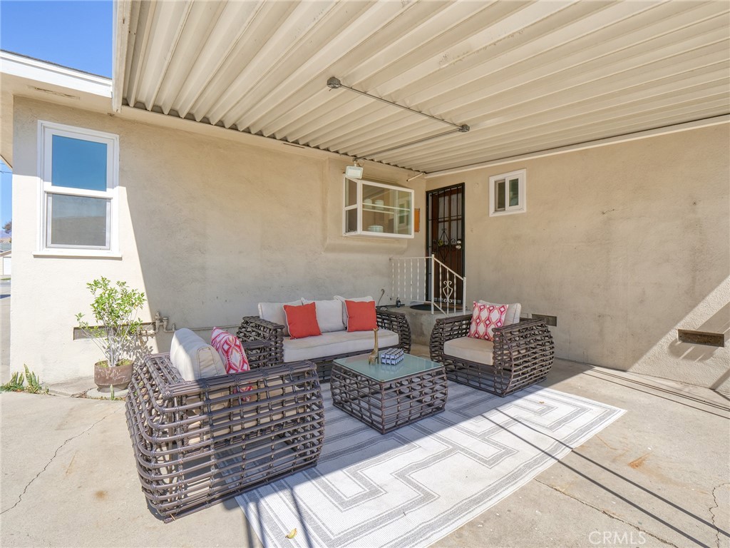 612 E Chestnut Avenue