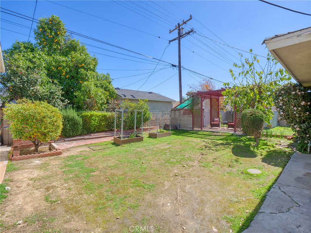 612 E Chestnut Avenue