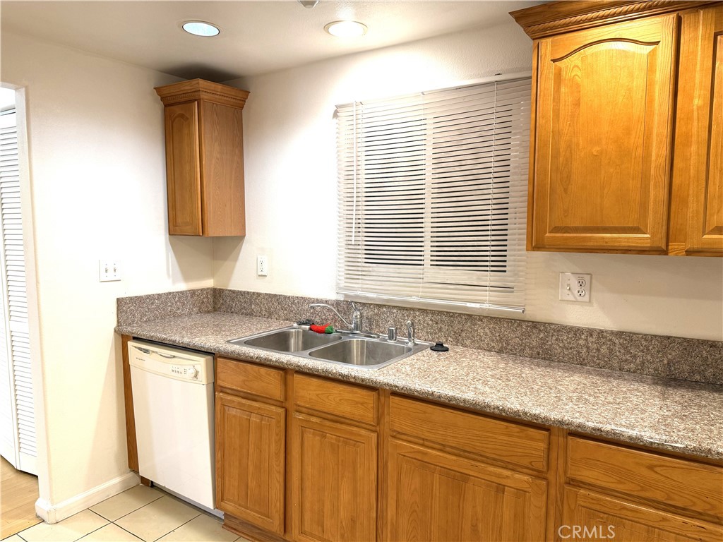 411 S Garfield Avenue 72