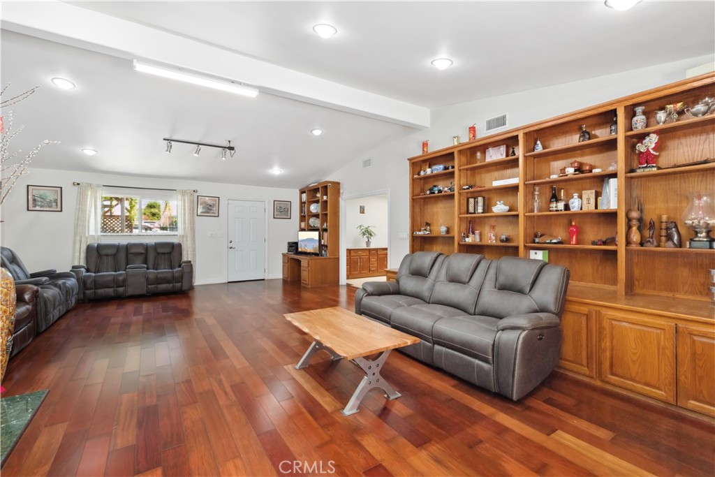 15344 Pintura Drive
