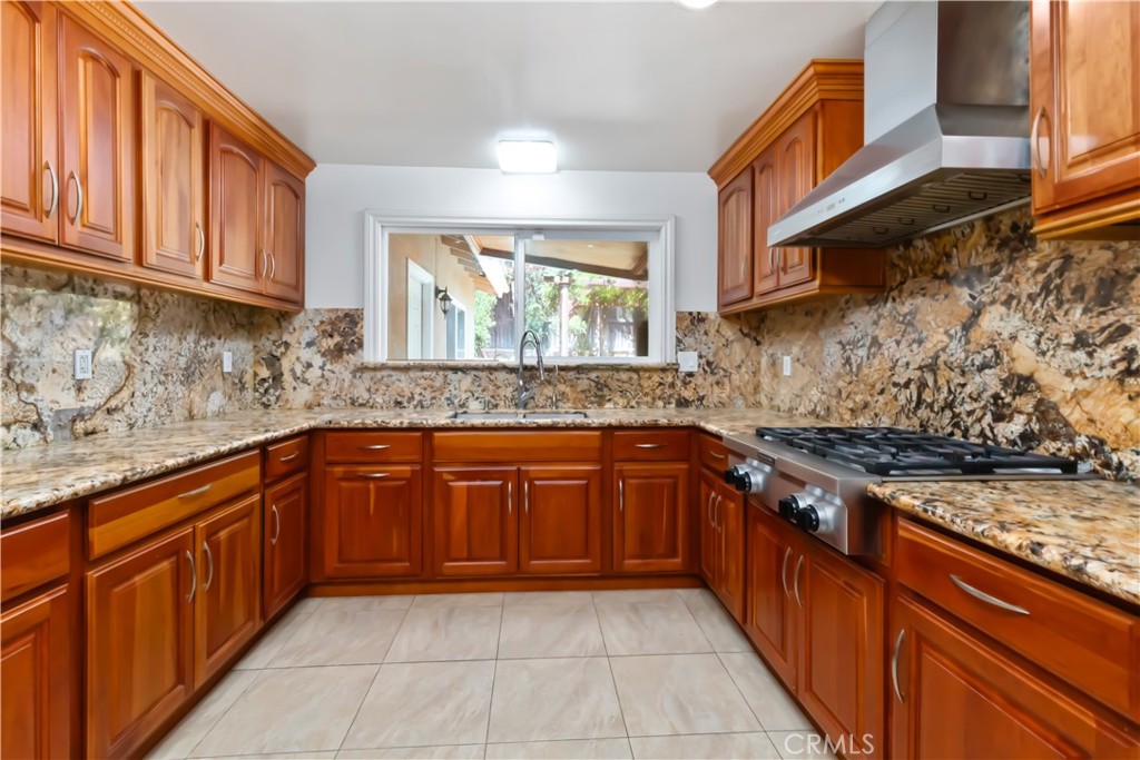 15344 Pintura Drive
