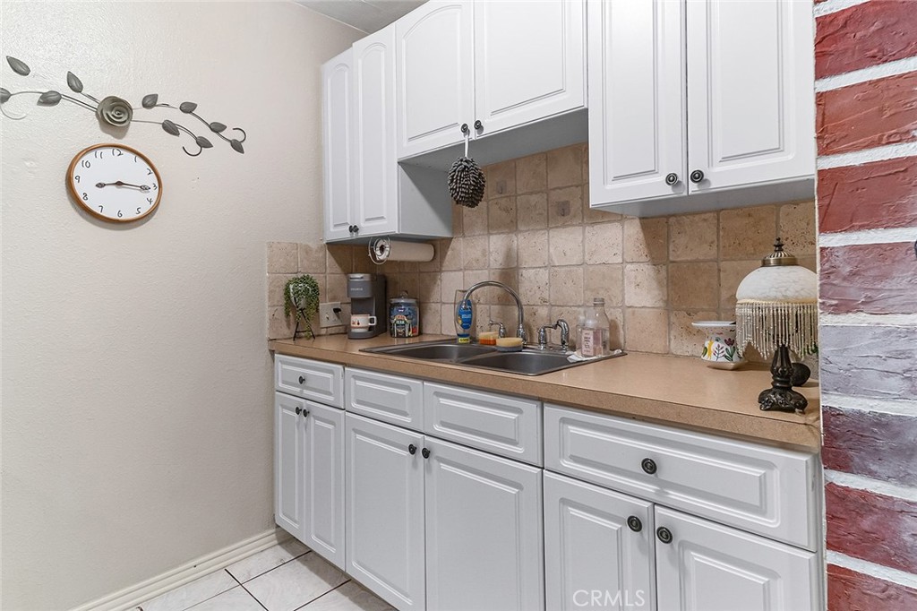 4113 Muscatel Avenue