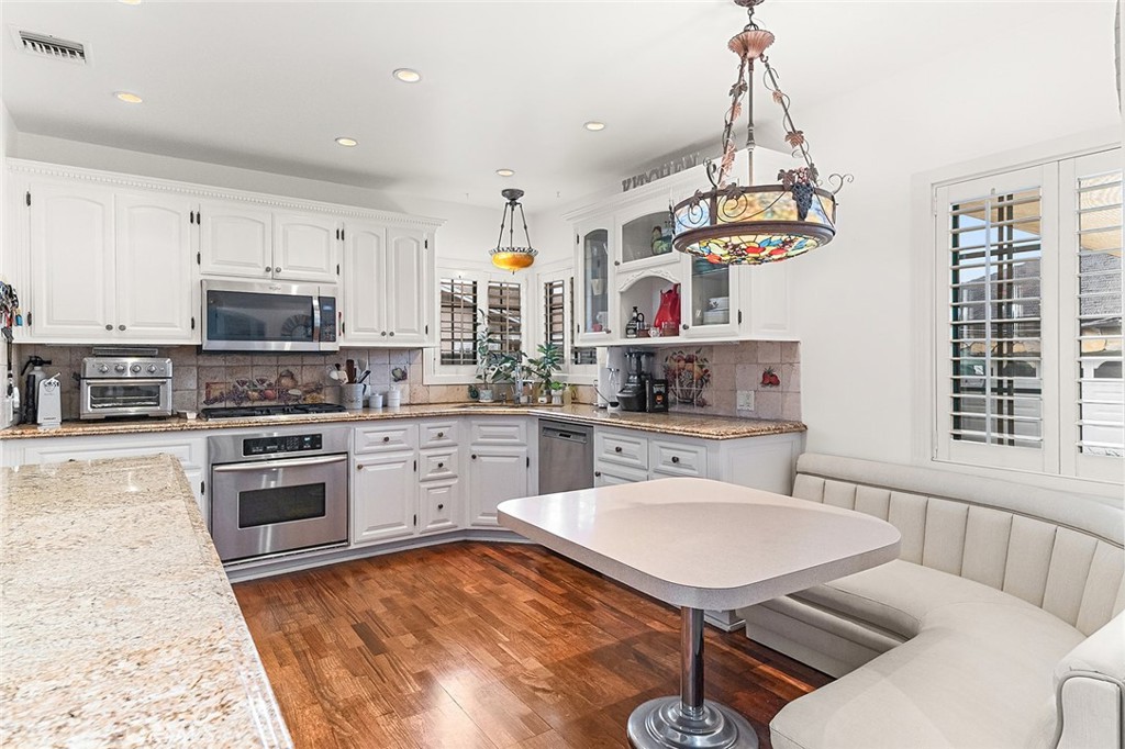 4113 Muscatel Avenue