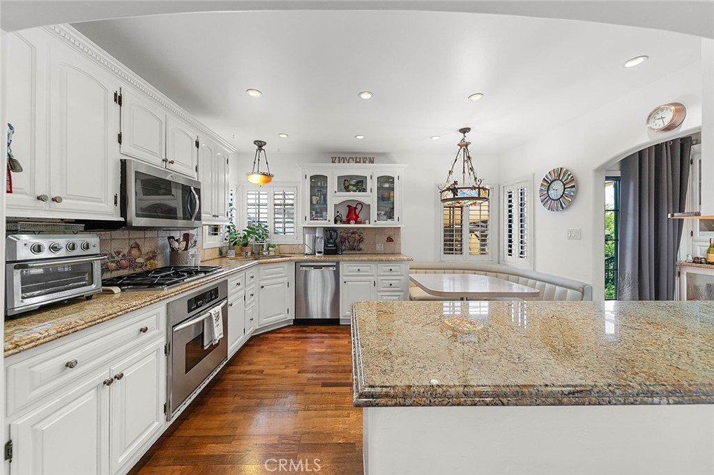 4113 Muscatel Avenue