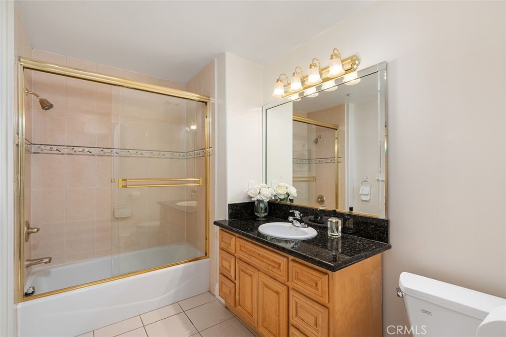 2517 El Capitan Avenue