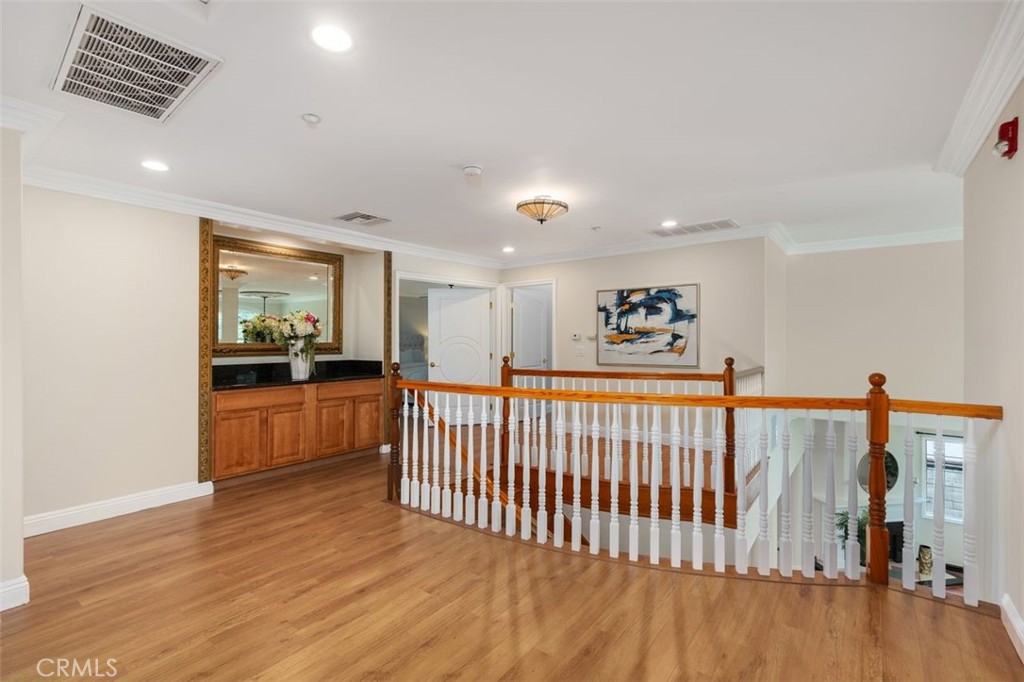 2517 El Capitan Avenue