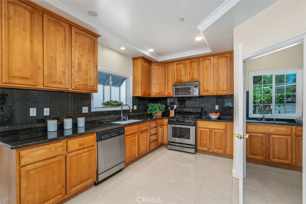 2517 El Capitan Avenue